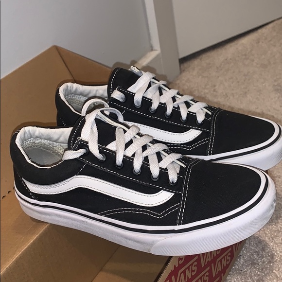 vans black with white
